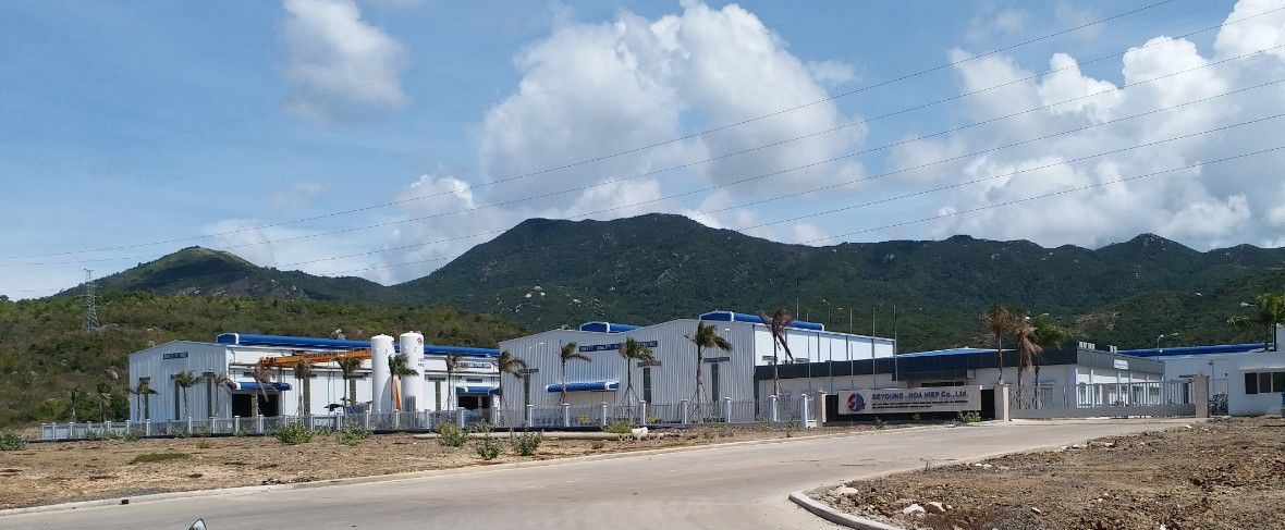 Khánh Hòa: Hỗ trợ 50% giá thuê mặt bằng cho doanh nghiệp nhỏ và vừa tại các khu công nghiệp, cụm công nghiệp - Ảnh 1.