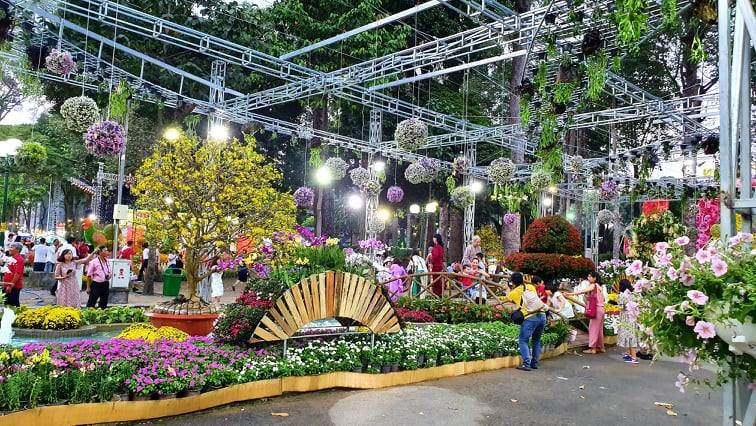 Khám phá những địa điểm vui chơi Tết Nguyên đán 2021 ở Sài Gòn 2021 - Ảnh 7. Khám phá những địa điểm vui chơi Tết Nguyên đán 2021 ở Sài Gòn 2021 - Ảnh 7.