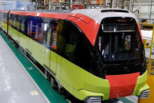 Mở cửa cho người dân ngắm đoàn tàu metro tuyến Nhổn - ga Hà Nội