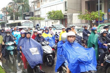 Thời tiết TP HCM hôm nay 23/1: Ngày nắng nhẹ, chiều có mưa rải rác, Cần Thơ mưa xối xả như trút nước