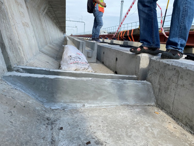 Sự cố metro số 1: Tư vấn giám sát phê duyệt vật liệu sai hợp đồng, tắc trách trong giám sát thi công - Ảnh 2. Sự cố metro số 1: Tư vấn giám sát phê duyệt vật liệu sai hợp đồng, tắc trách trong giám sát thi công - Ảnh 2.