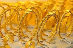 So sánh giá vàng hôm nay 25/1: Vàng SJC tăng lên mức 56,5 triệu đồng/lượng phiên đầu tuần