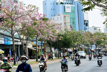Thời tiết TP HCM hôm nay 25/1: Ngày nắng nóng, trời dịu mát về sáng và đêm, Cần Thơ đêm mưa dông