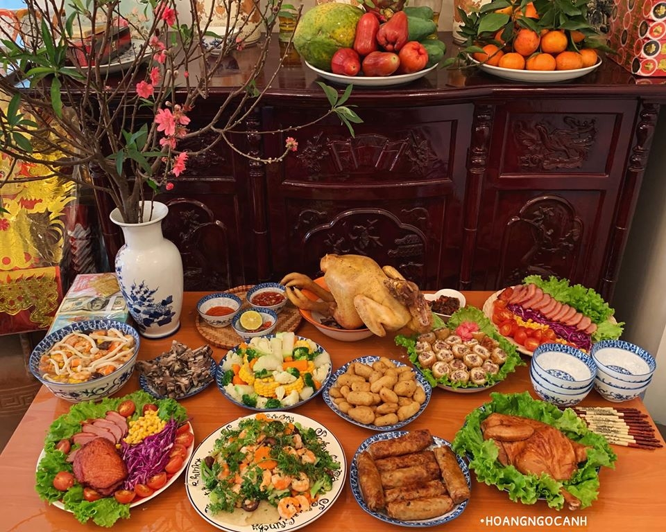 Lễ cúng ông Táo thịnh soạn mà tươm tất cho ngày cuối năm  - Ảnh 2.
