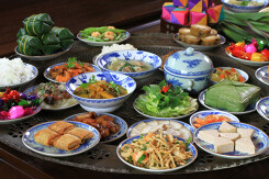 Lễ cúng tân niên ngày đầu năm giúp mang bình an, may mắn cho mọi người