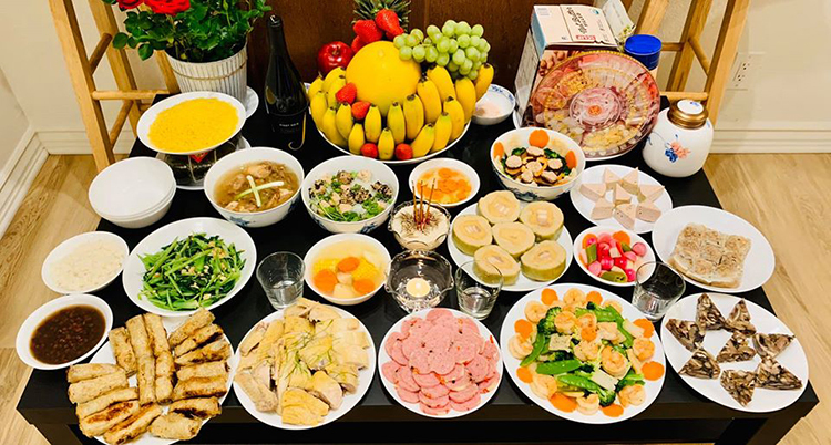 Lễ cúng tân niên ngày đầu năm giúp mang bình an, may mắn cho mọi người - Ảnh 2. Lễ cúng tân niên ngày đầu năm giúp mang bình an, may mắn cho mọi người - Ảnh 2.