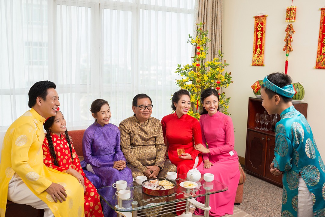 Lễ cúng tân niên ngày đầu năm giúp mang bình an, may mắn cho mọi người - Ảnh 3. Lễ cúng tân niên ngày đầu năm giúp mang bình an, may mắn cho mọi người - Ảnh 3.