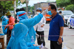 Quảng Ninh tạm dừng toàn bộ hoạt động vận tải hành khách sau ca COVID-19 trong cộng đồng