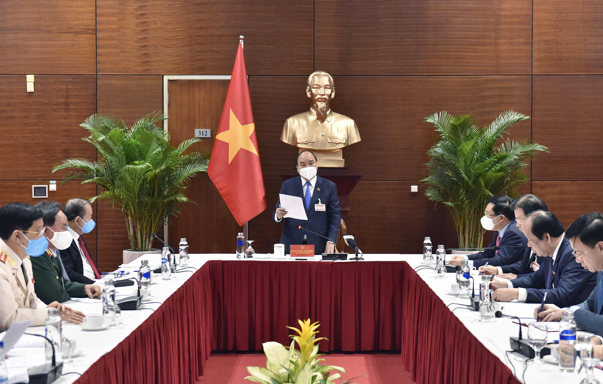 82 ca dương tính SARS-CoV-2 tại Hải Dương và Quảng Ninh - Ảnh 1. 82 ca dương tính SARS-CoV-2 tại Hải Dương và Quảng Ninh - Ảnh 1.