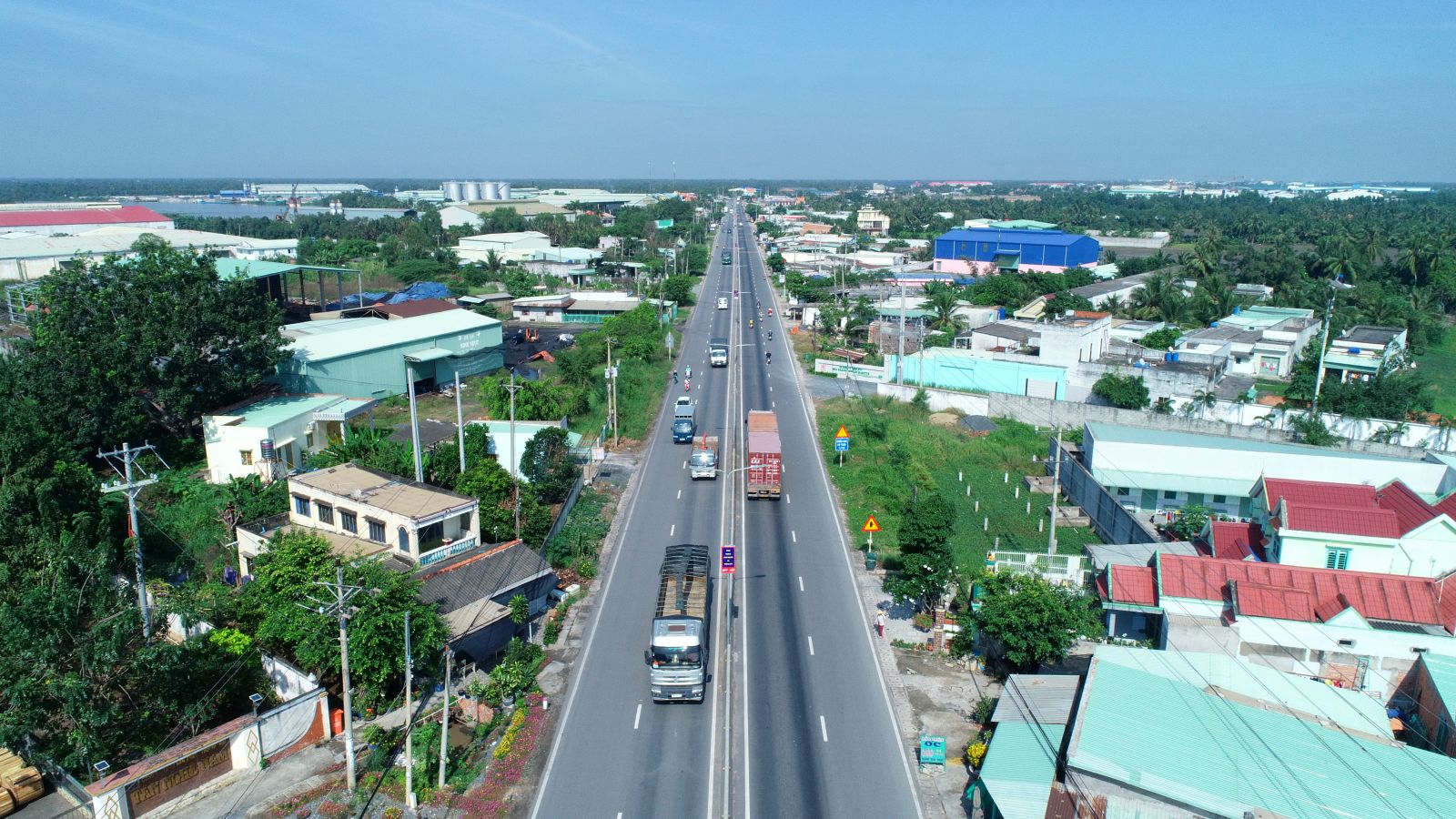 Long An cần gần 30.000 tỷ đồng làm 11 dự án giao thông giai đoạn 2020 - 2025 - Ảnh 1. Long An cần gần 30.000 tỷ đồng làm 11 dự án giao thông giai đoạn 2020 - 2025 - Ảnh 1.