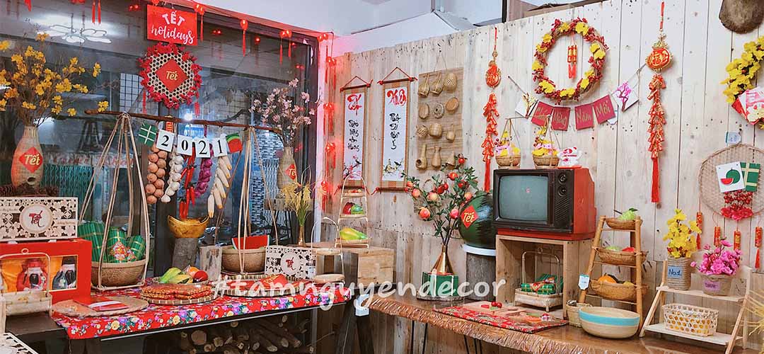 'Bỏ túi' những địa điểm bán đồ trang trí Tết Nguyên đán Tân Sửu 2021 tại TP HCM - Ảnh 1. 'Bỏ túi' những địa điểm bán đồ trang trí Tết Nguyên đán Tân Sửu 2021 tại TP HCM - Ảnh 1.