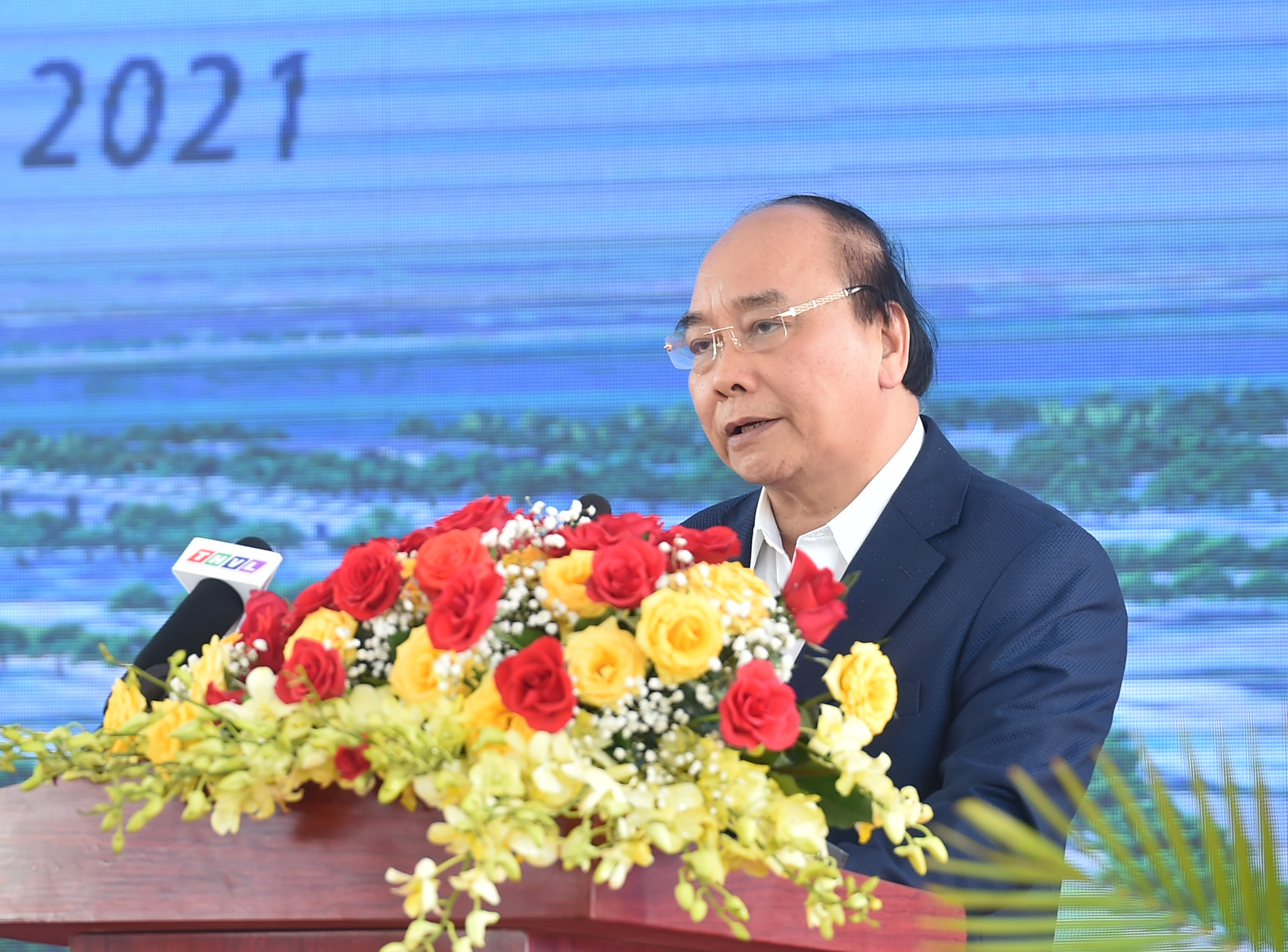 Cao tốc Mỹ Thuận - Cần Thơ đáp ứng nhu cầu 20 triệu dân chính thức khởi công - Ảnh 1. Cao tốc Mỹ Thuận - Cần Thơ đáp ứng nhu cầu 20 triệu dân chính thức khởi công - Ảnh 1.