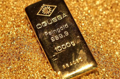 Dự báo giá vàng 5/1: Tiếp tục tăng đồng loạt cả trong nước và thế giới?