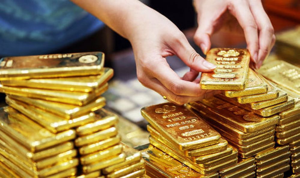 Giá vàng hôm nay 4/1: SJC bật tăng 350.000 đồng/lượng trong phiên giao dịch đầu tuần - Ảnh 1.