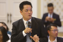 TS. Nguyễn Đức Hưởng: Nên bán cổ phiếu ngân hàng sau Tết, mua bất động sản