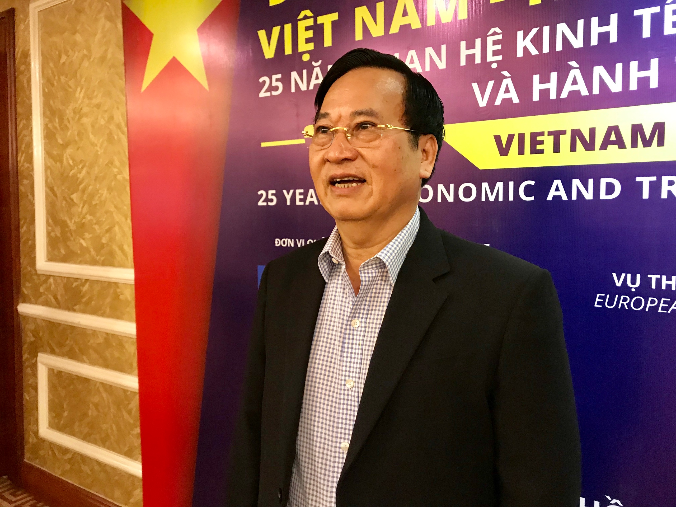 Dệt may trầy trật bước qua năm COVID,  - Ảnh 3.