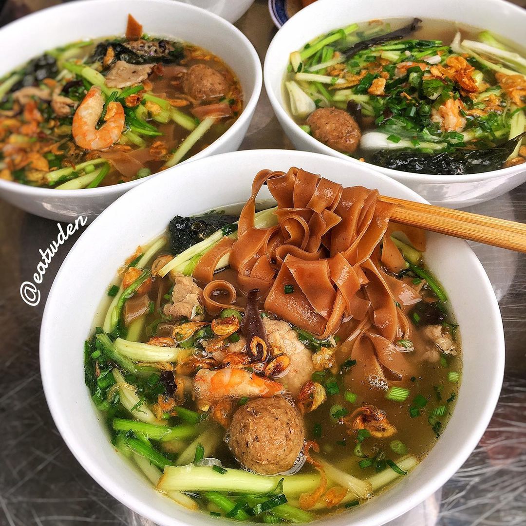 Đến Hải Phòng, thưởng thức bánh đa cua thơm ngon, chuẩn vị tại 7 địa chỉ tuy lạ mà quen - Ảnh 7. Đến Hải Phòng, thưởng thức bánh đa cua thơm ngon, chuẩn vị tại 7 địa chỉ tuy lạ mà quen - Ảnh 7.