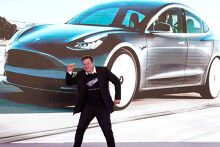 Cổ phiếu Tesla tăng giá 1.200%, chuyên gia thừa nhận sai khi trước đây khuyến nghị bán