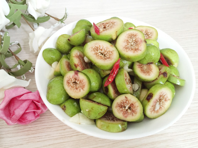 Bật mí những cách muối sung giòn ngon, cực kì đơn giản - Ảnh 6. Bật mí những cách muối sung giòn ngon, cực kì đơn giản - Ảnh 6.