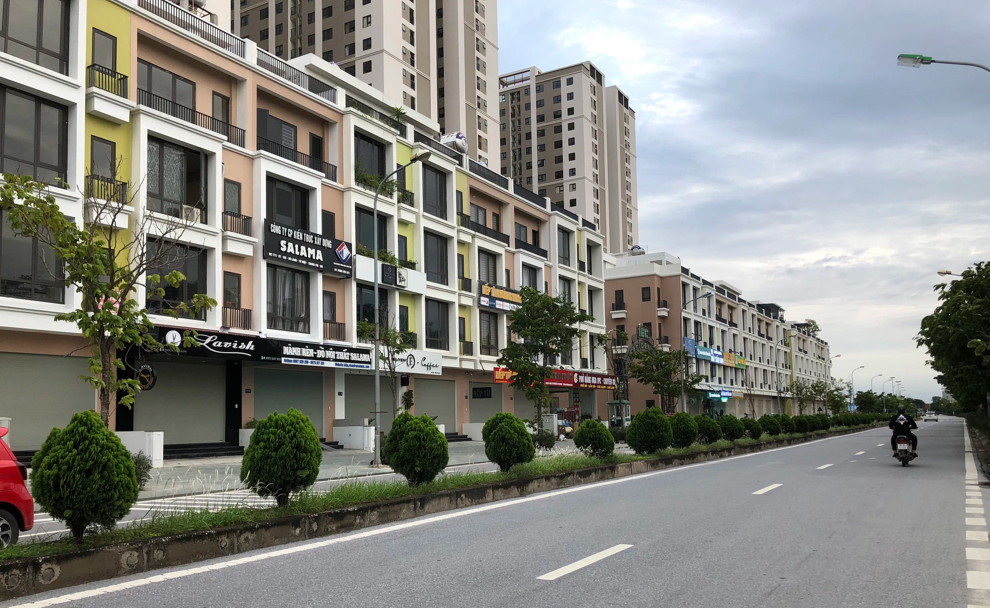 Giá căn hộ tiếp tục đà tăng: Phân khúc hạng sang đã tăng 8%, gần chạm ngưỡng 160 triệu đồng/m2 tại TP HCM - Ảnh 2. Giá căn hộ tiếp tục đà tăng: Phân khúc hạng sang đã tăng 8%, gần chạm ngưỡng 160 triệu đồng/m2 tại TP HCM - Ảnh 2.
