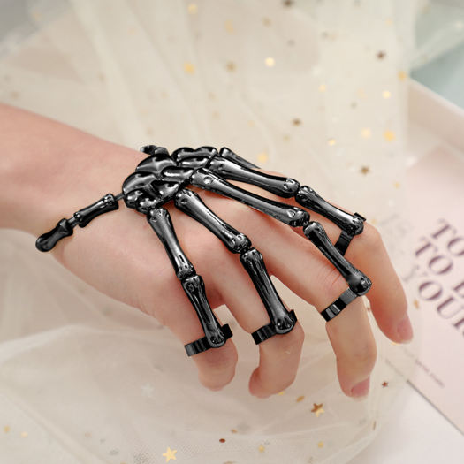 Halloween 2021 nên tặng quà gì cho bạn gái, bạn trai? - Ảnh 5. Halloween 2021 nên tặng quà gì cho bạn gái, bạn trai? - Ảnh 5.