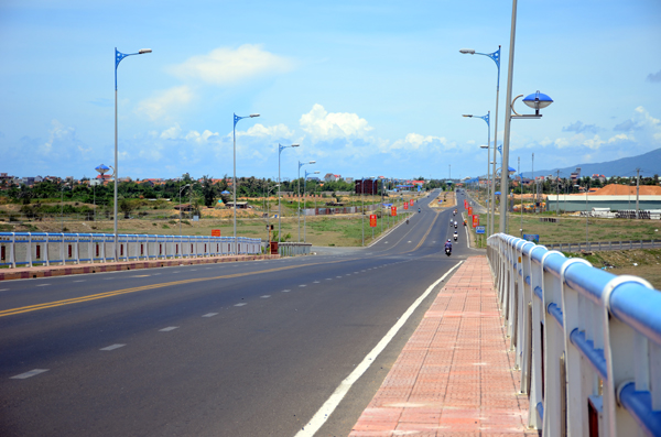 Quy hoạch khu đô thị ven biển hơn 284 ha thuộc KKT Nam Phú Yên - Ảnh 1. Quy hoạch khu đô thị ven biển hơn 284 ha thuộc KKT Nam Phú Yên - Ảnh 1.