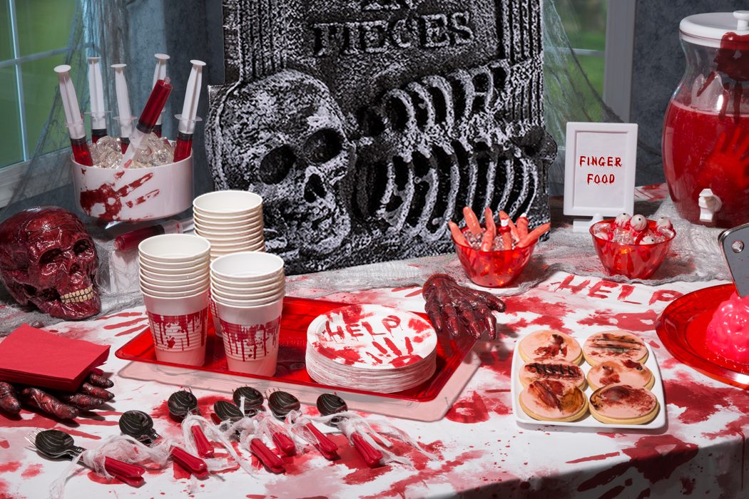 5 chủ đề hóa trang Halloween độc đáo và mới lạ nhất trong năm 2021 - Ảnh 6.