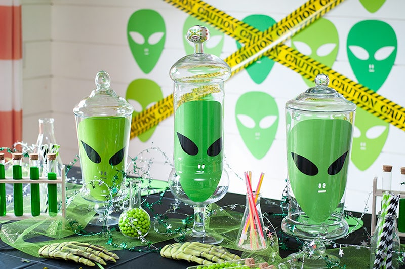 5 chủ đề hóa trang Halloween độc đáo và mới lạ nhất trong năm 2021 - Ảnh 12.