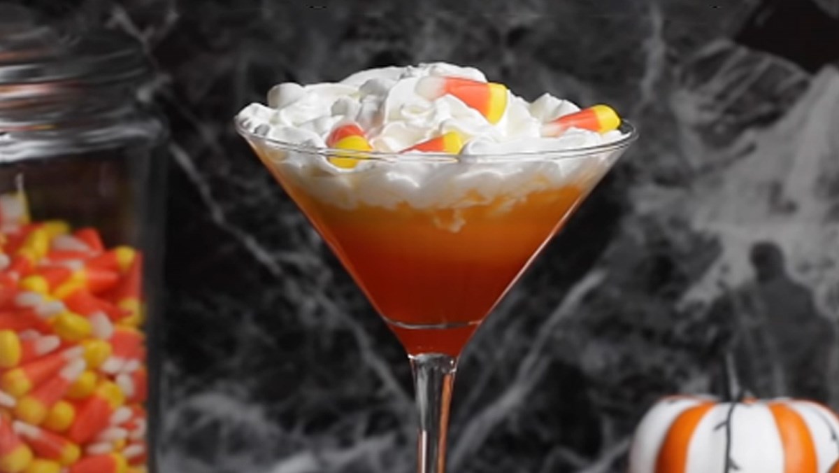 Top 5 loại nước uống mùa Halloween với cách làm cực đơn giản 2021 - Ảnh 3. Top 5 loại nước uống mùa Halloween với cách làm cực đơn giản 2021 - Ảnh 3.