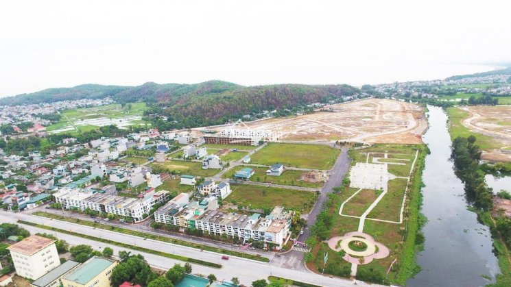 HUD4 nhận thêm đất xây Khu đô thị sinh thái dọc hai bờ sông Đơ rộng hơn 68 ha - Ảnh 1. HUD4 nhận thêm đất xây Khu đô thị sinh thái dọc hai bờ sông Đơ rộng hơn 68 ha - Ảnh 1.