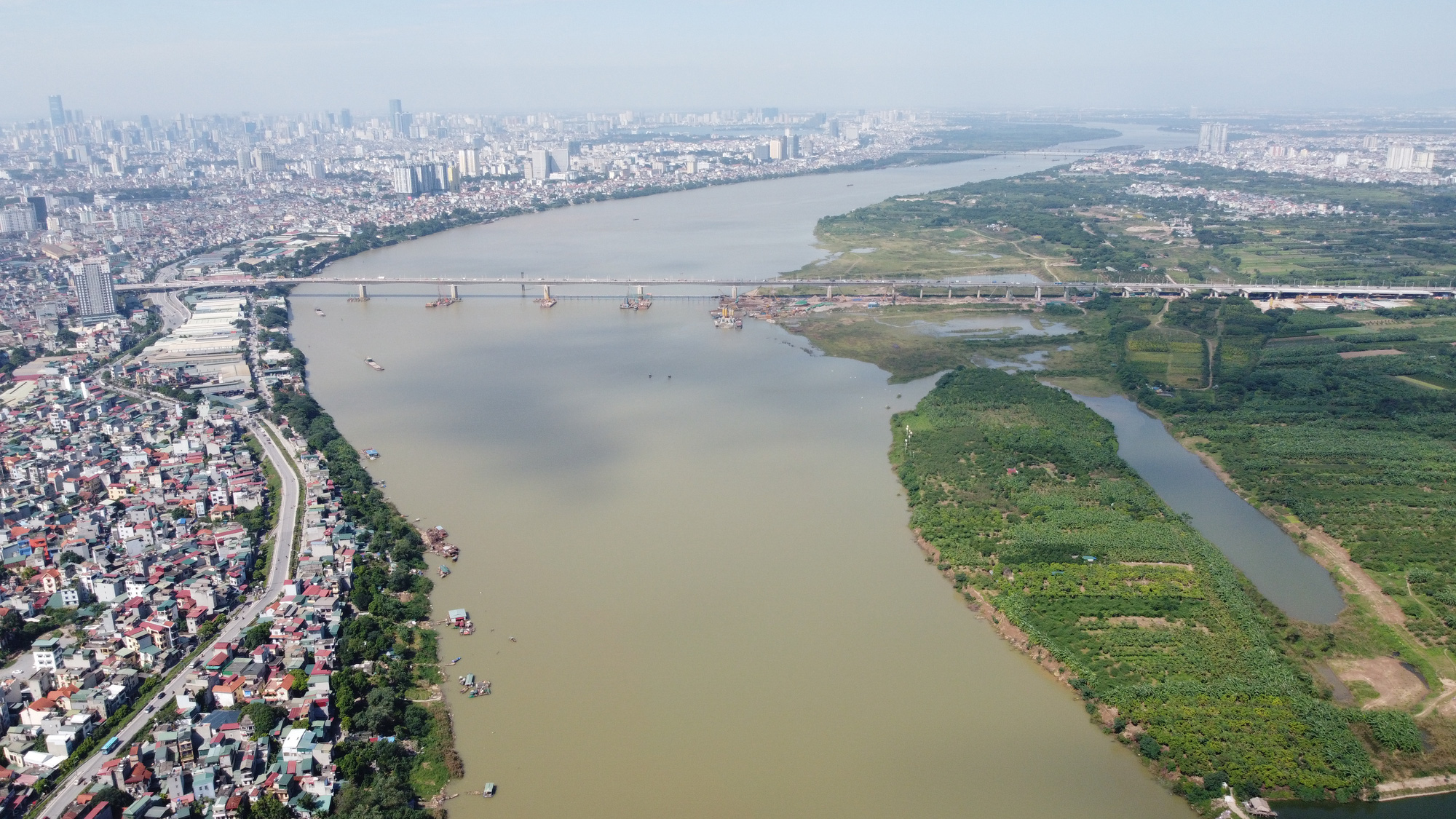 Quy hoạch phân khu đô thị sông Hồng và sông Đuống sắp trình thành phố phê duyệt - Ảnh 1. Quy hoạch phân khu đô thị sông Hồng và sông Đuống sắp trình thành phố phê duyệt - Ảnh 1.
