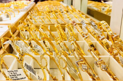 So sánh giá vàng hôm nay 2/11: Vàng 24K và 18K tăng không quá 100.000 đồng/lượng