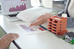 Tham khảo 5 mẫu status hay về đầu tư mới nhất dành cho dân sales bất động sản