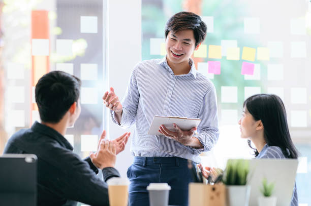 20 status về khởi nghiệp hay, giúp truyền cảm hứng làm giàu - Ảnh 2.