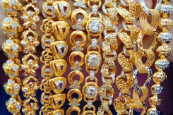 So sánh giá vàng hôm nay 3/11: Giá vàng 24K và 18K đồng loạt quay đầu giảm