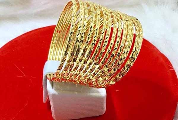 Giá vàng hôm nay 6/11: Vàng SJC tăng trong phiên cuối tuần - Ảnh 2. Giá vàng hôm nay 6/11: Vàng SJC tăng trong phiên cuối tuần - Ảnh 2.