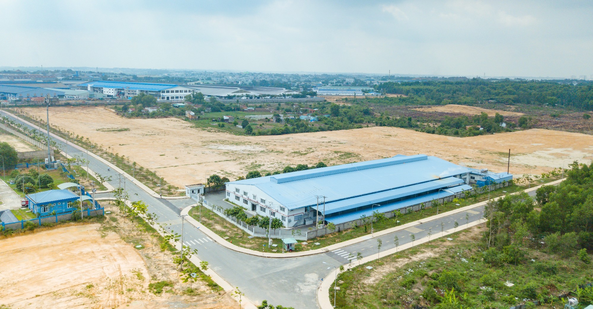 Đồng Nai: Hơn 5.600 ha đất nông nghiệp huyện Vĩnh Cửu sẽ chuyển thành đất giao thông, KCN, CCN,... - Ảnh 1. Đồng Nai: Hơn 5.600 ha đất nông nghiệp huyện Vĩnh Cửu sẽ chuyển thành đất giao thông, KCN, CCN,... - Ảnh 1.