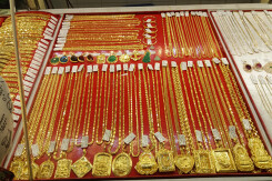 So sánh giá vàng hôm nay 10/12: Vàng 24K và 18K điều chỉnh trái chiều trong khoảng 20.000 - 100.000 đồng/lượng