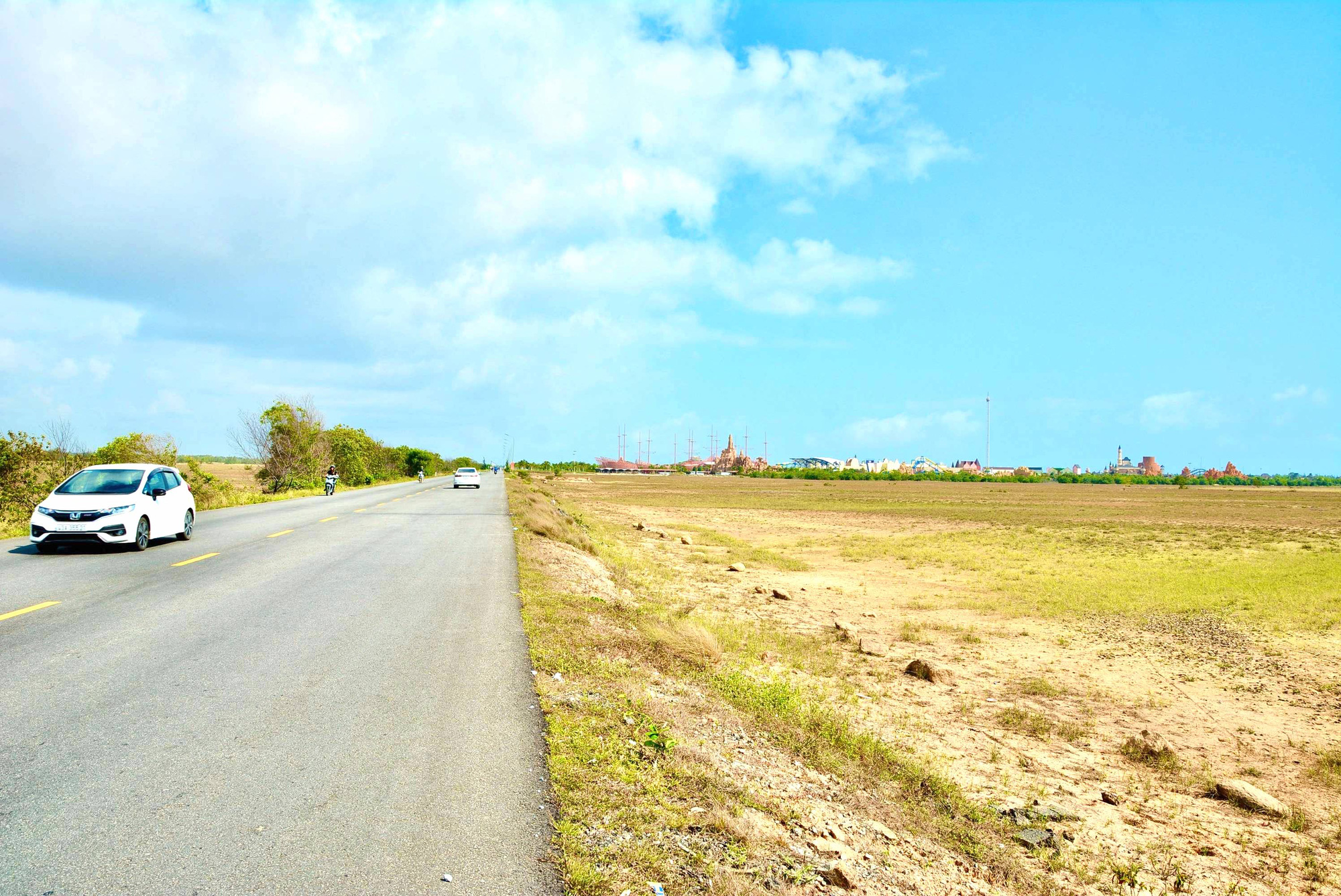 Quảng Nam thu hồi hơn 7.768 ha đất làm 1.264 dự án năm 2022 - Ảnh 1. Quảng Nam thu hồi hơn 7.768 ha đất làm 1.264 dự án năm 2022 - Ảnh 1.
