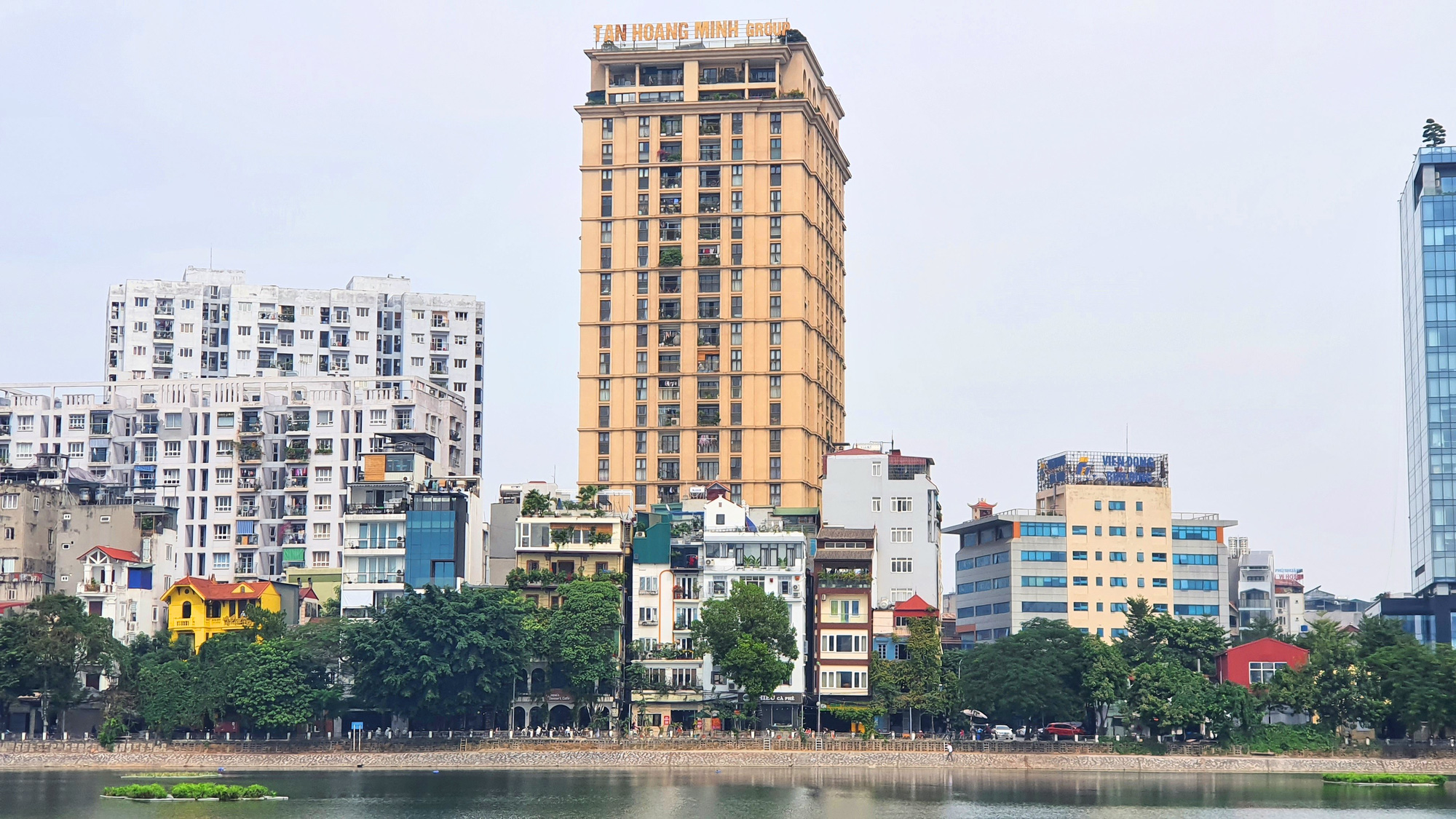 Thương vụ đấu giá tỷ USD và màn tái xuất của Tân Hoàng Minh sau hai năm kín tiếng - Ảnh 2. Thương vụ đấu giá tỷ USD và màn tái xuất của Tân Hoàng Minh sau hai năm kín tiếng - Ảnh 2.