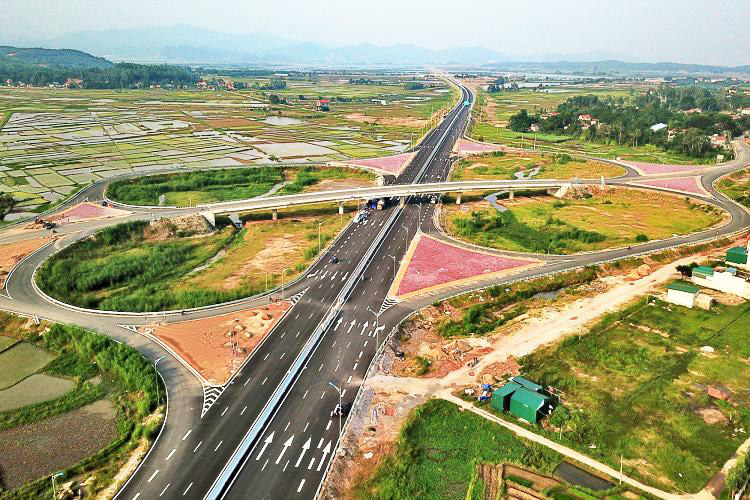 Đề xuất đầu tư 120.700 tỷ đồng cho 5 tuyến cao tốc và dự án cầu Đại Ngãi