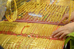 Giá vàng hôm nay 16/12: Vàng SJC điều chỉnh tăng không quá 200.000 đồng/lượng