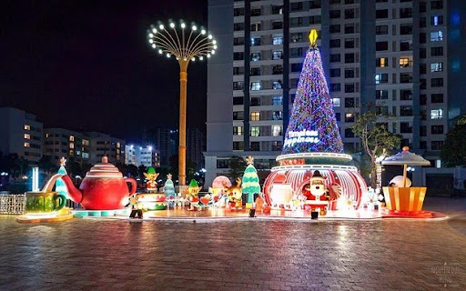  7 địa điểm chụp ảnh Noel đẹp ở Hà Nội không nên bỏ lỡ - Ảnh 4.
