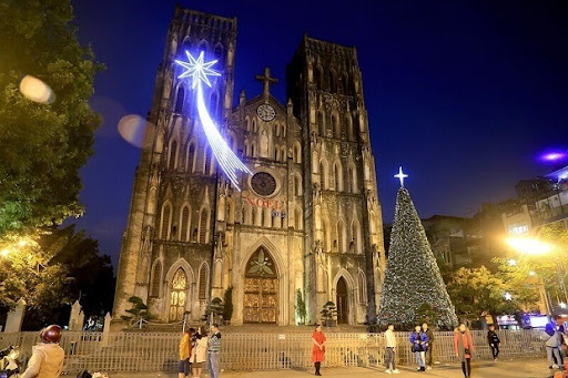  7 địa điểm chụp ảnh Noel đẹp ở Hà Nội không nên bỏ lỡ - Ảnh 7.