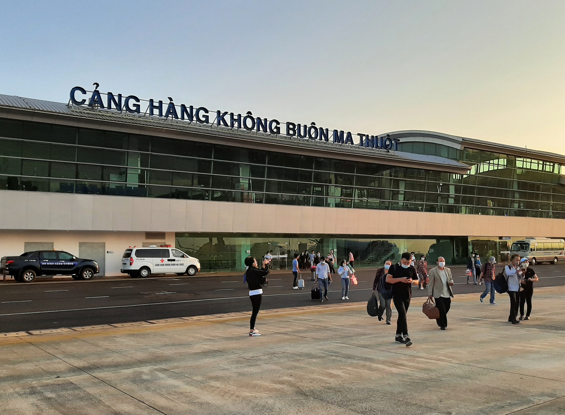 Xem xét chuyển sân bay Buôn Ma Thuột thành cảng hàng không quốc tế - Ảnh 1. Xem xét chuyển sân bay Buôn Ma Thuột thành cảng hàng không quốc tế - Ảnh 1.
