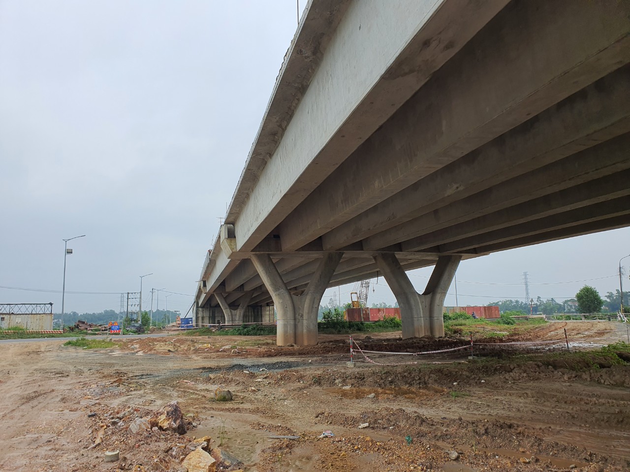 Đường vành đai phía tây Đà Nẵng đội vốn hàng trăm tỷ, chậm hoàn thành - Ảnh 11.