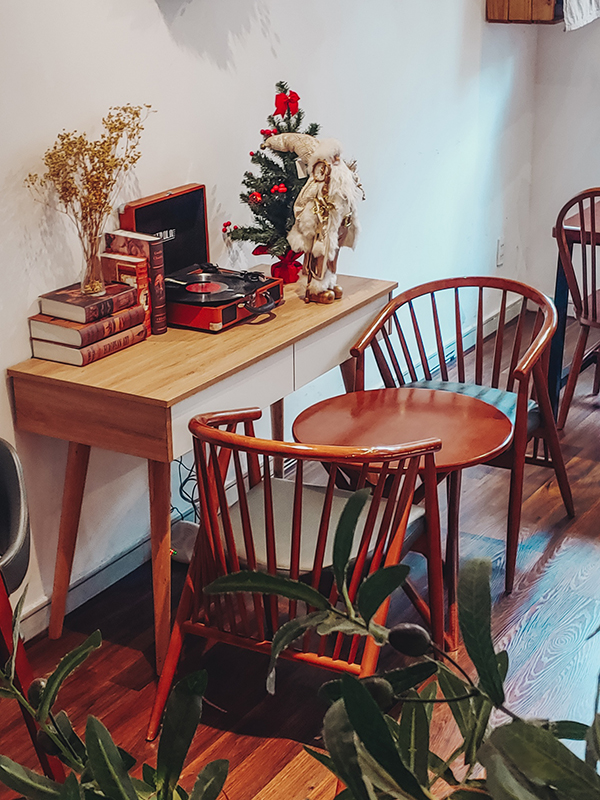 Những quán cà phê trang trí Noel đẹp ở Sài Gòn dành cho dân nghiện “check in” - Ảnh 24. Những quán cà phê trang trí Noel đẹp ở Sài Gòn dành cho dân nghiện “check in” - Ảnh 24.