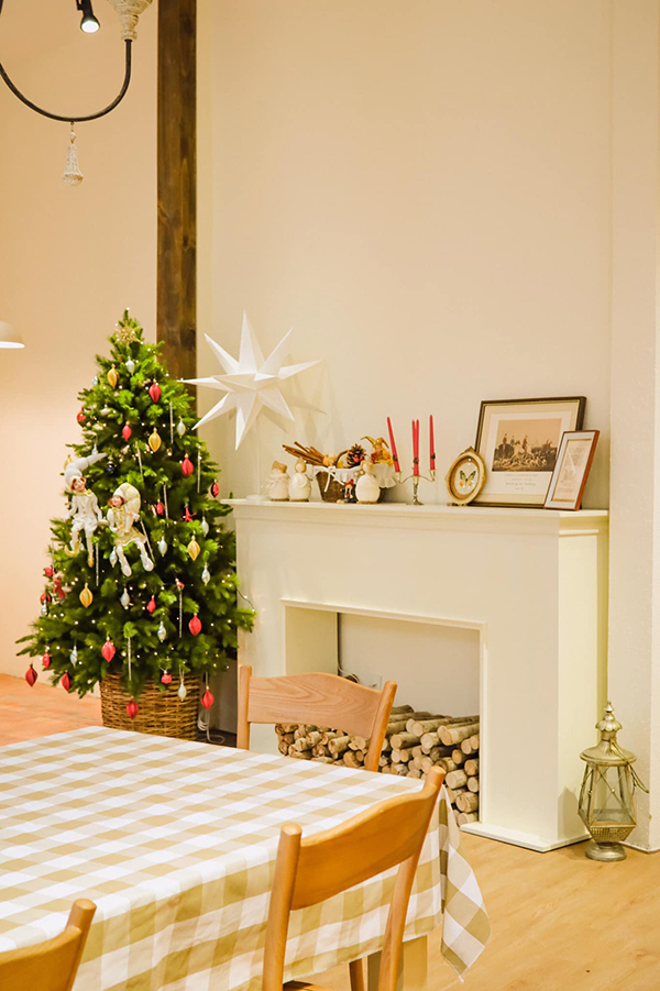 Những quán cà phê trang trí Noel đẹp ở Sài Gòn dành cho dân nghiện “check in” - Ảnh 3. Những quán cà phê trang trí Noel đẹp ở Sài Gòn dành cho dân nghiện “check in” - Ảnh 3.