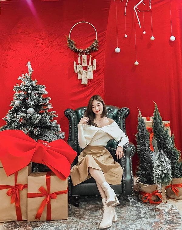 Những quán cafe trang trí Noel ở Hà Nội cho các tín đồ sống ảo - Ảnh 34. Những quán cafe trang trí Noel ở Hà Nội cho các tín đồ sống ảo - Ảnh 34.