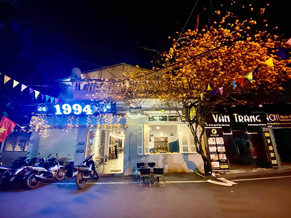 Những quán cafe trang trí Noel ở Hà Nội cho các tín đồ sống ảo - Ảnh 1. Những quán cafe trang trí Noel ở Hà Nội cho các tín đồ sống ảo - Ảnh 1.